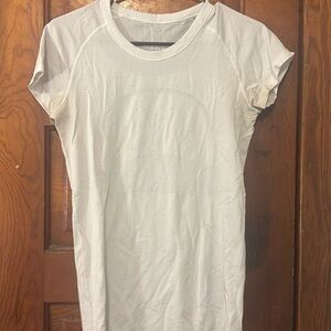 Lululemon Swiftly Tech